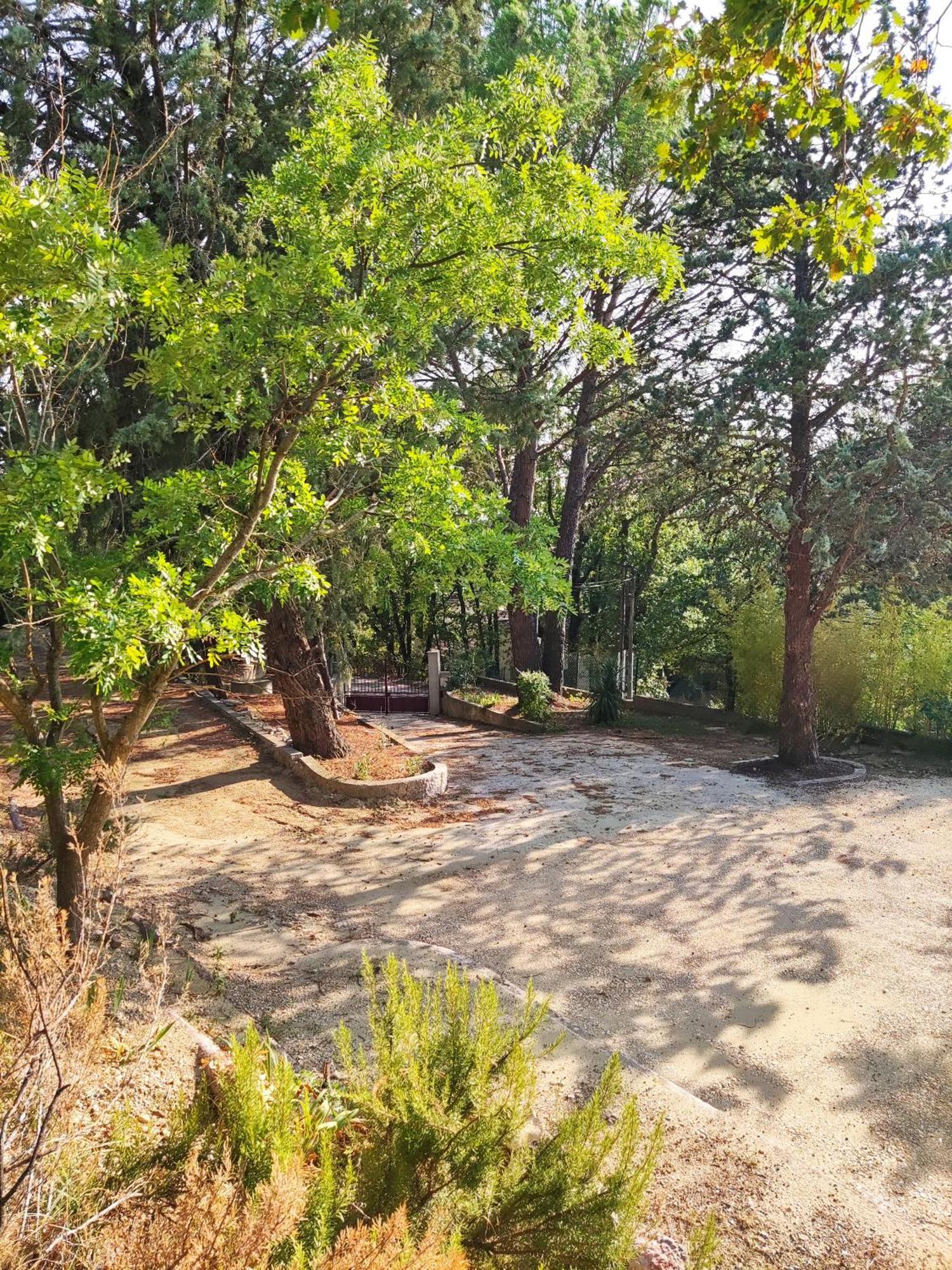 Maison Confortable A Ansouis Dans Le Luberon エクステリア 写真