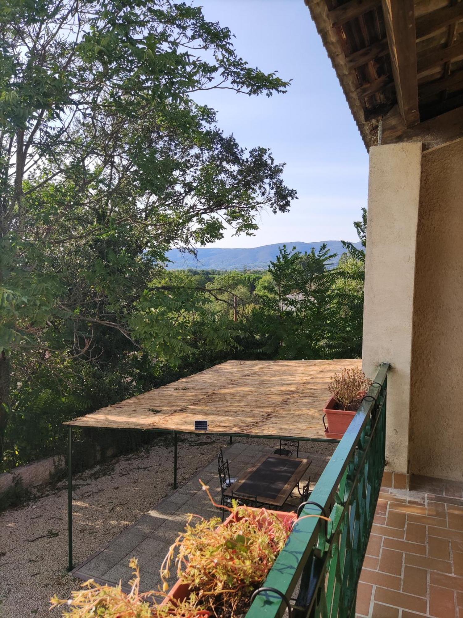 Maison Confortable A Ansouis Dans Le Luberon エクステリア 写真