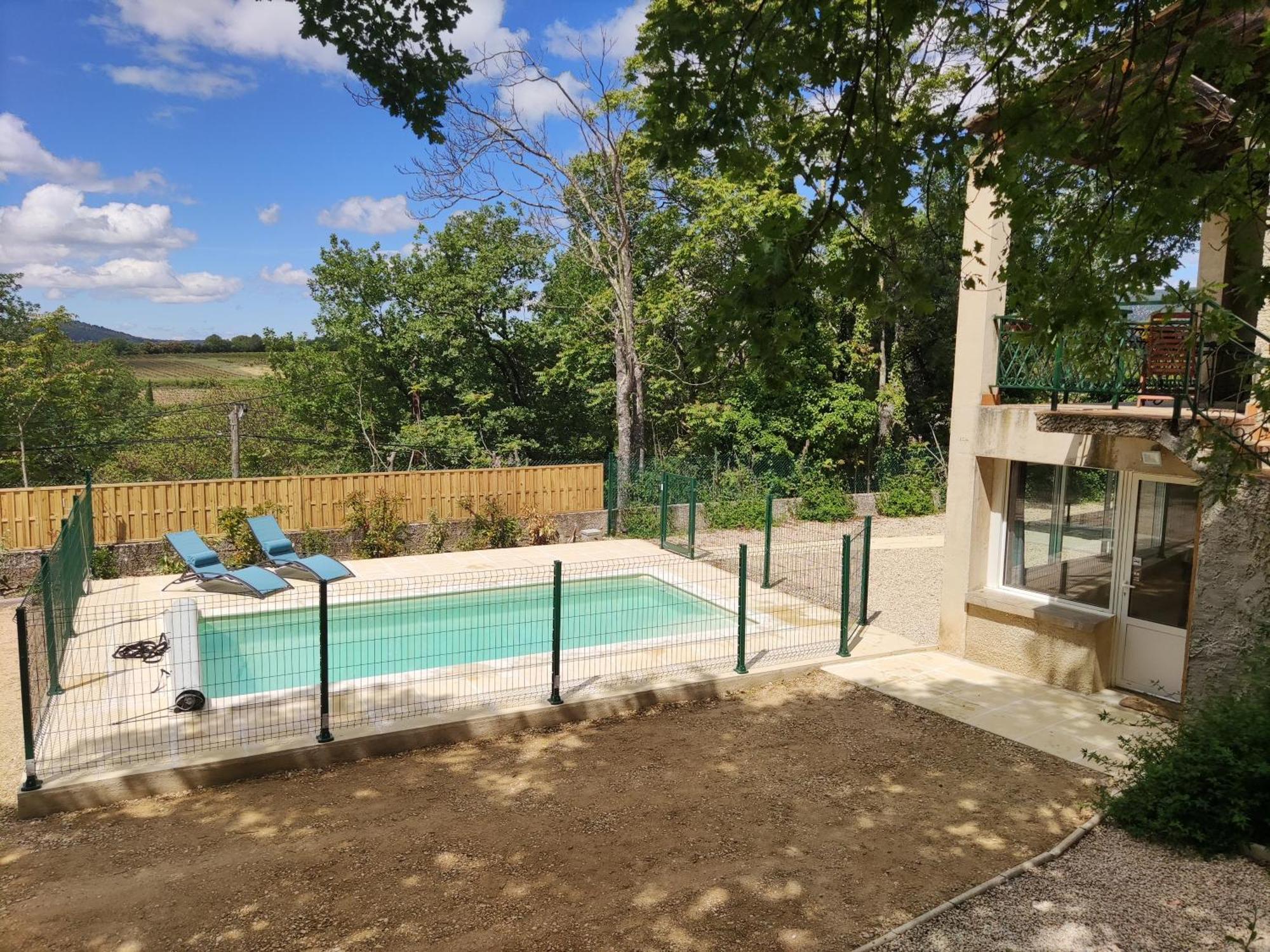 Maison Confortable A Ansouis Dans Le Luberon エクステリア 写真